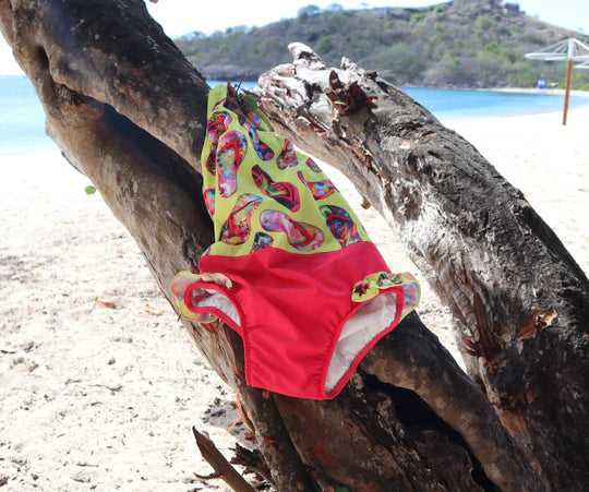 Lány pántos Eco fürdőruha flipflop mintás - arany